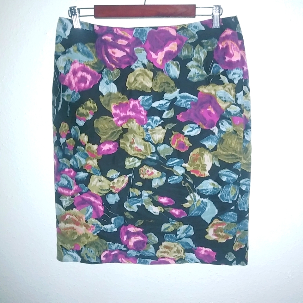 Talbots 10 Cotton Silk Blend Tapestry Pencil Mini Skirt in Black Floral